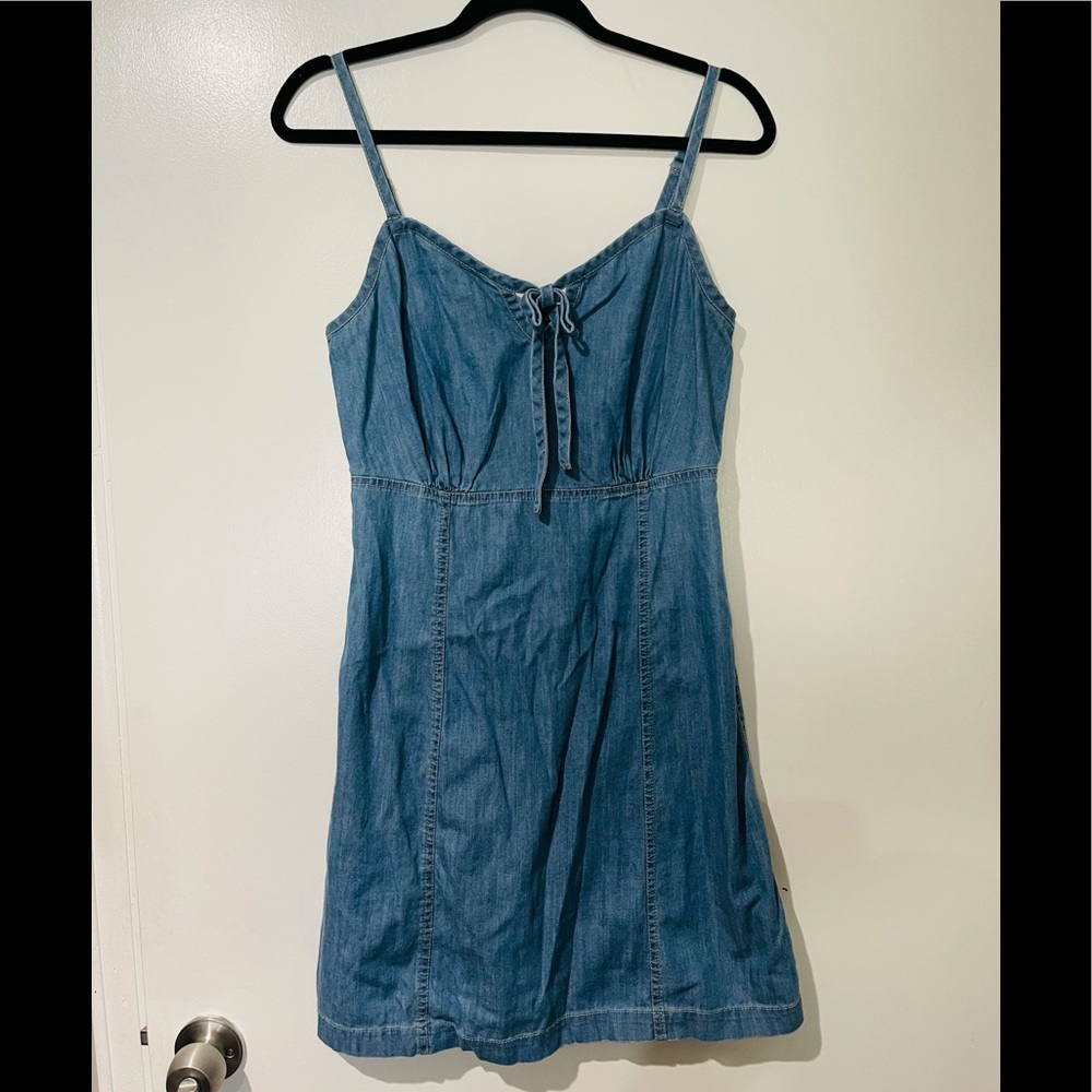 CECE blue jean short dress size 8 medium